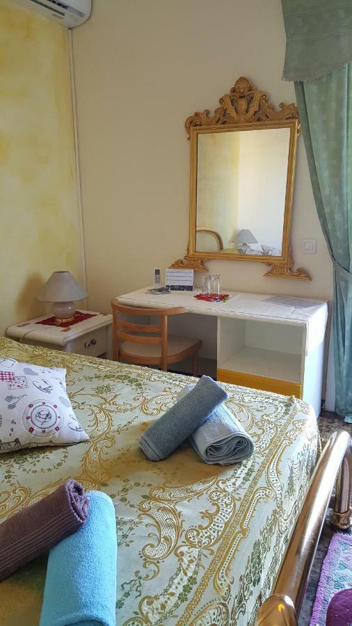 B&B United States Of Europe Catania Bagian luar foto