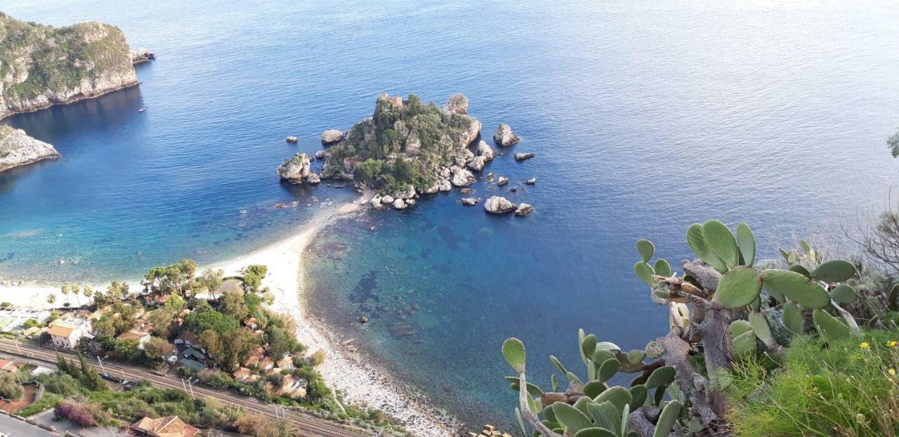 B&B United States Of Europe Catania Bagian luar foto