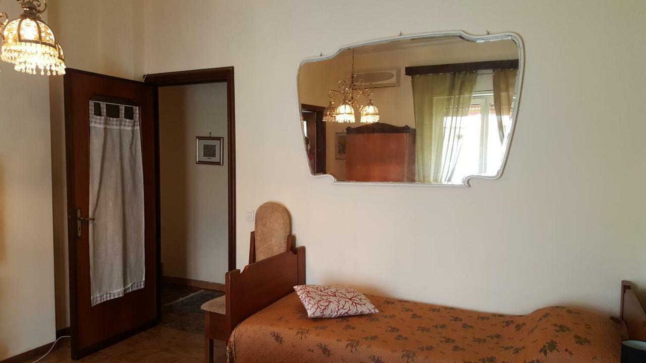 B&B United States Of Europe Catania Bagian luar foto